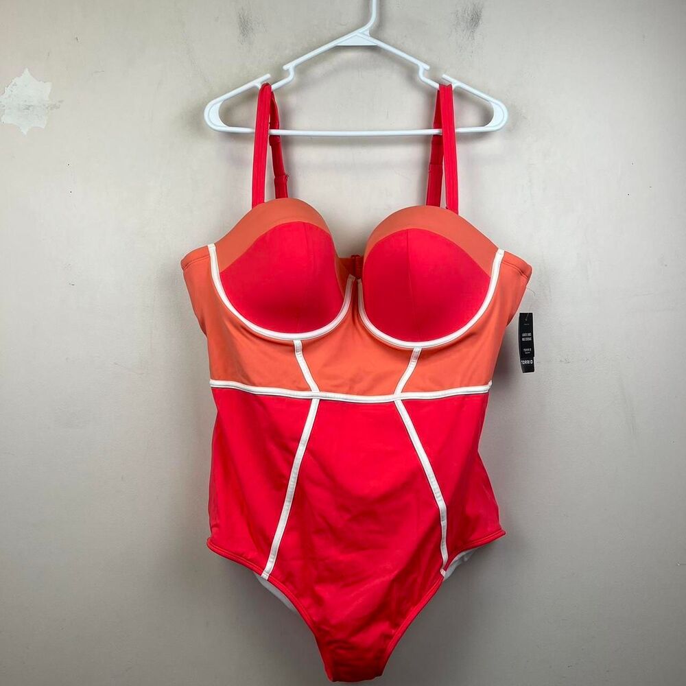 NWT Torrid Underwire Pink Color Block One-Piece Swimsuit Size 3DD/F